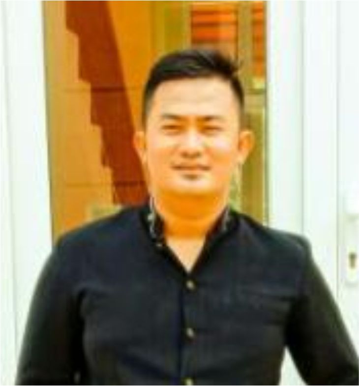 WeCreativez WhatsApp Support